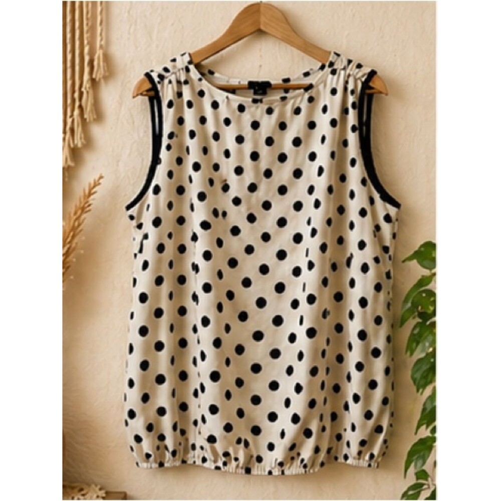 Ann Taylor Women’s Polka Dot Sleeveless Top Size Large